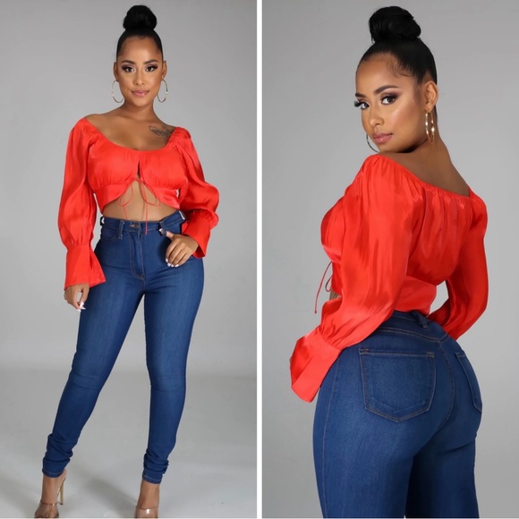 Tops - Long Sleeve Crop Top